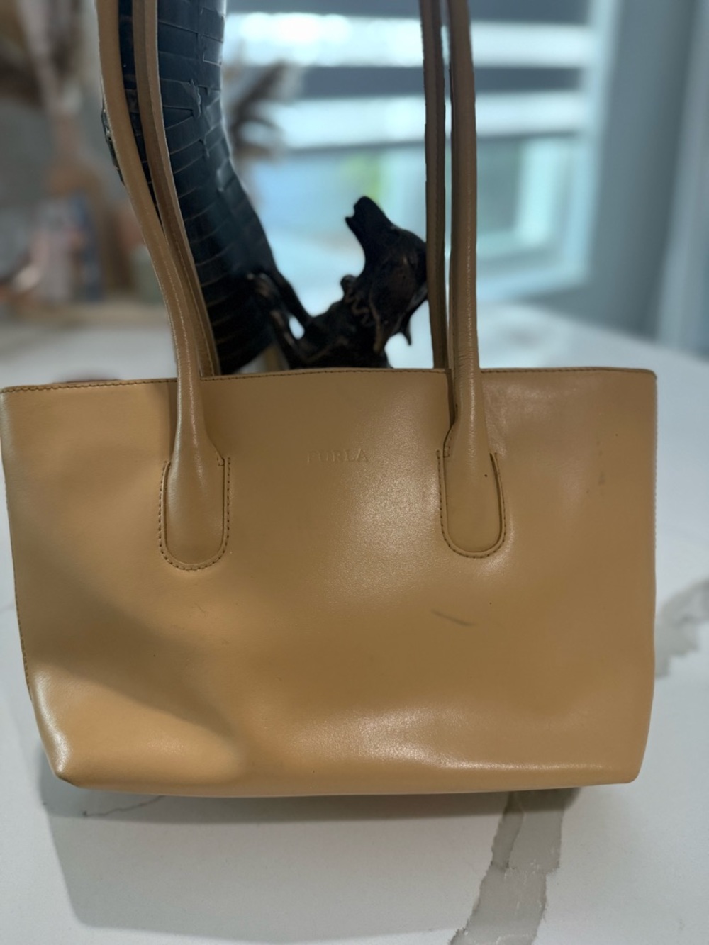 Furla : timeless Italian leather luxury Tan Mini Bag - Picture 8 of 12